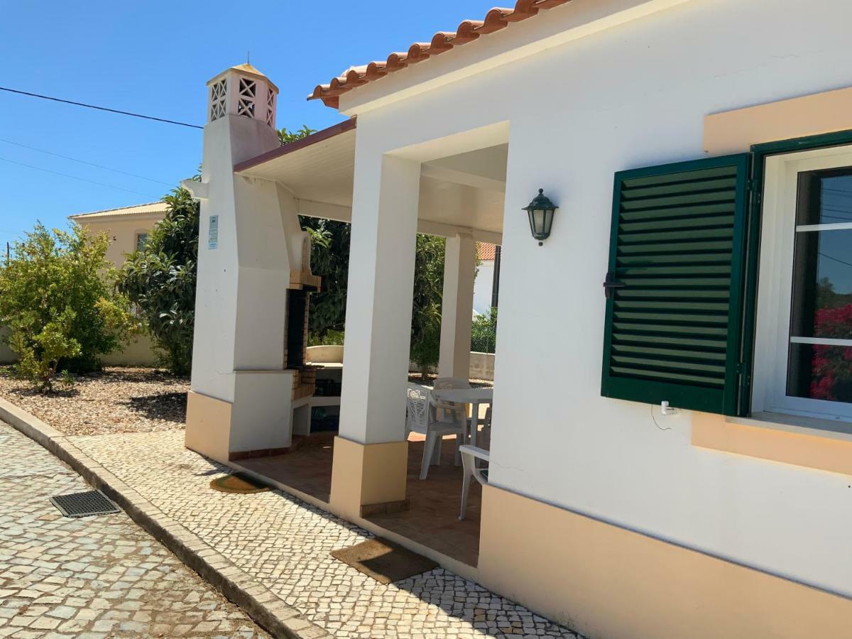 Guest House Alfarrobeiras 알부페이라 외부 사진