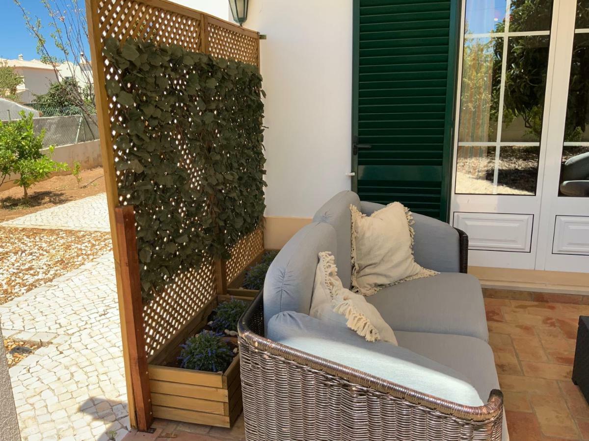 Guest House Alfarrobeiras 알부페이라 외부 사진