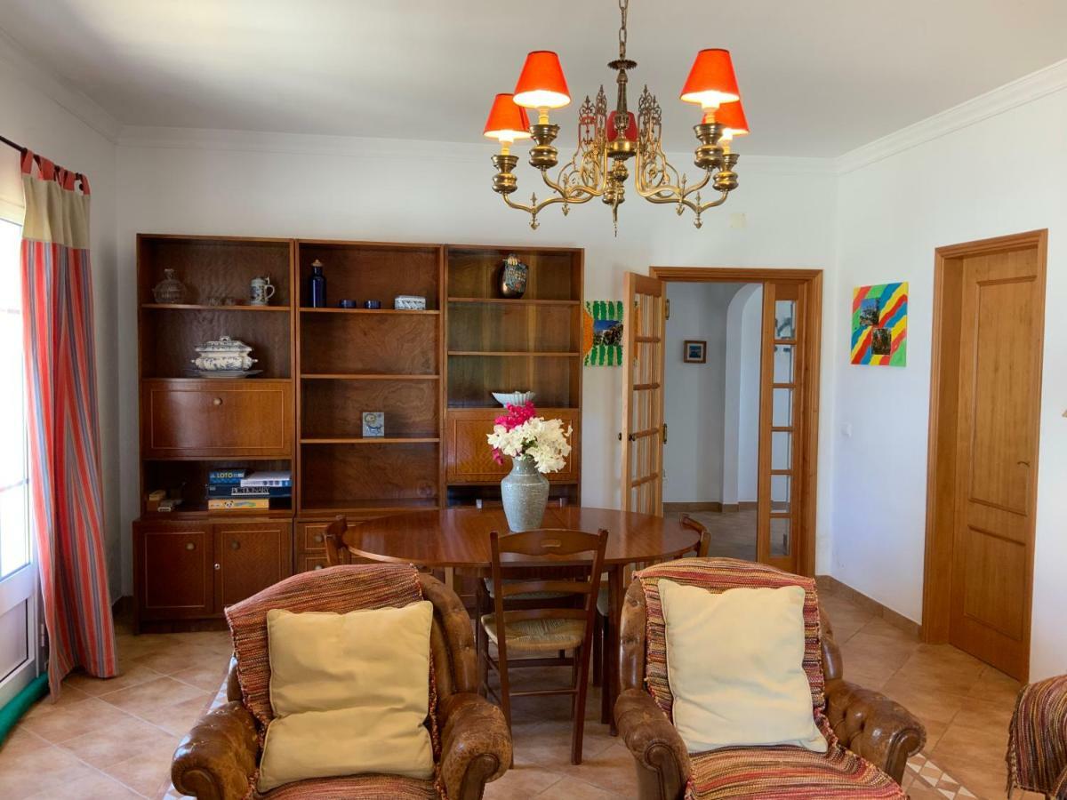 Guest House Alfarrobeiras 알부페이라 외부 사진