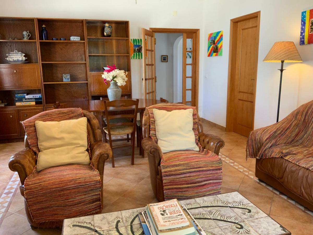 Guest House Alfarrobeiras 알부페이라 외부 사진